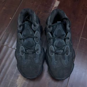 Utility Black Adidas Yeezy 500s